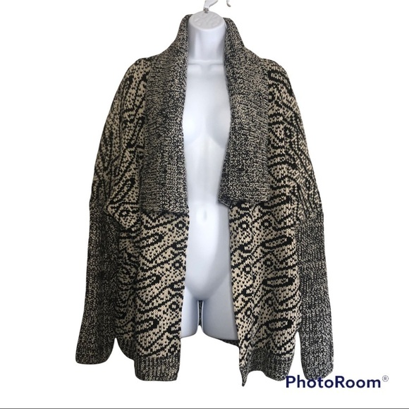 H&M  Chunky Open Front Cardigan Dropped Shoulder Ribbed Knit Sweater Size L - Picture 1 of 12
